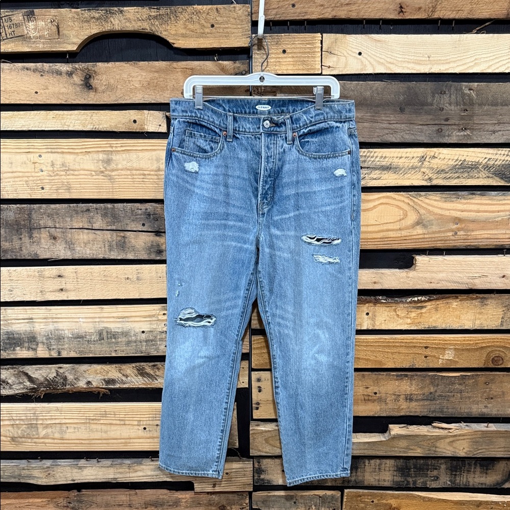Old Navy Extra High Rise Gwen Boyfriend Buttonfly Straight Leg Jeans Size 12P‎